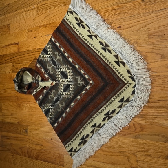 Alpaca Wool Poncho (S/M) - Picture 1 of 2